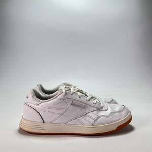 Reebok Classic Leather White Gum Sole Athletic Walking Shoes Women's Size 7